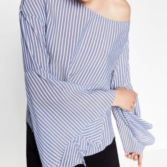 Zara Trafaluc Collection Blouse Off Shoulder Seersucker Striped Bell Sleeve Zip - Picture 11 of 11